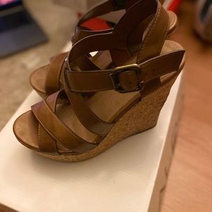 ALDO BROWN STRAP WEDGES